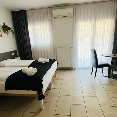 B&B Maya Merano Exterior photo